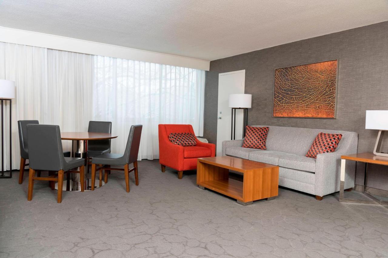 Sonesta Hotel Grand Rapids Airport Kentwood Kültér fotó