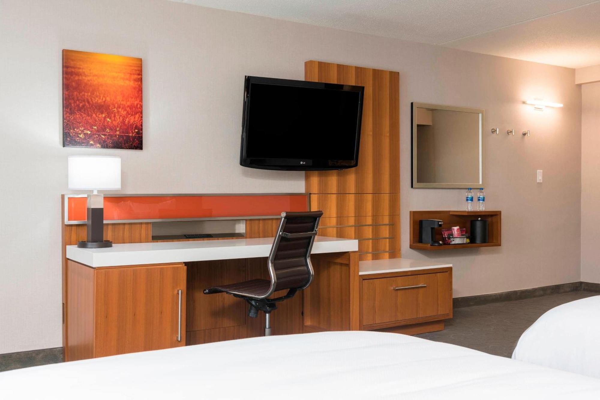 Sonesta Hotel Grand Rapids Airport Kentwood Kültér fotó
