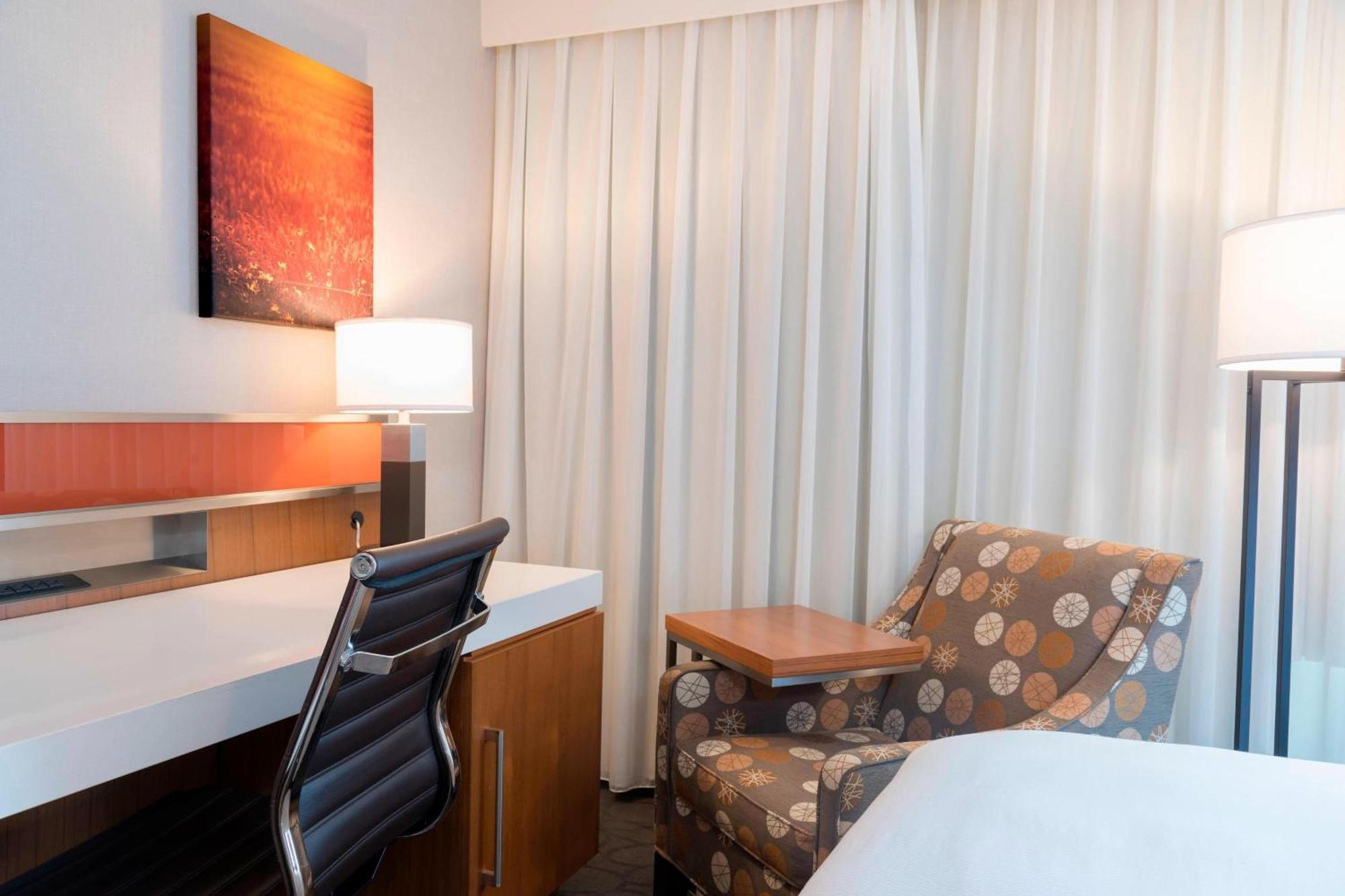 Sonesta Hotel Grand Rapids Airport Kentwood Kültér fotó