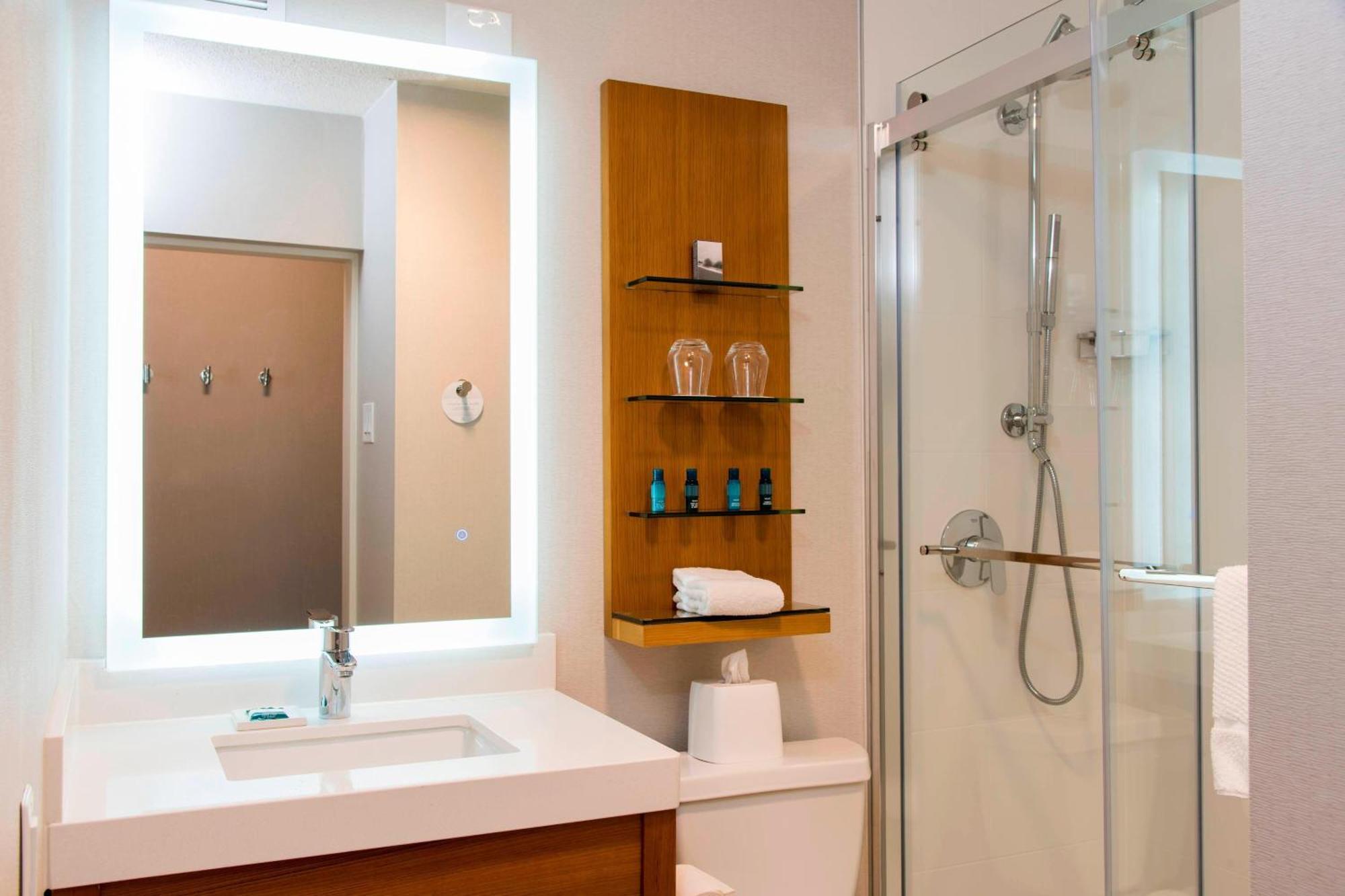 Sonesta Hotel Grand Rapids Airport Kentwood Kültér fotó