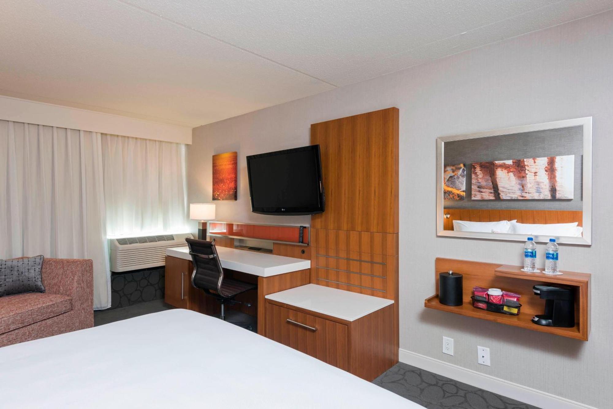 Sonesta Hotel Grand Rapids Airport Kentwood Kültér fotó