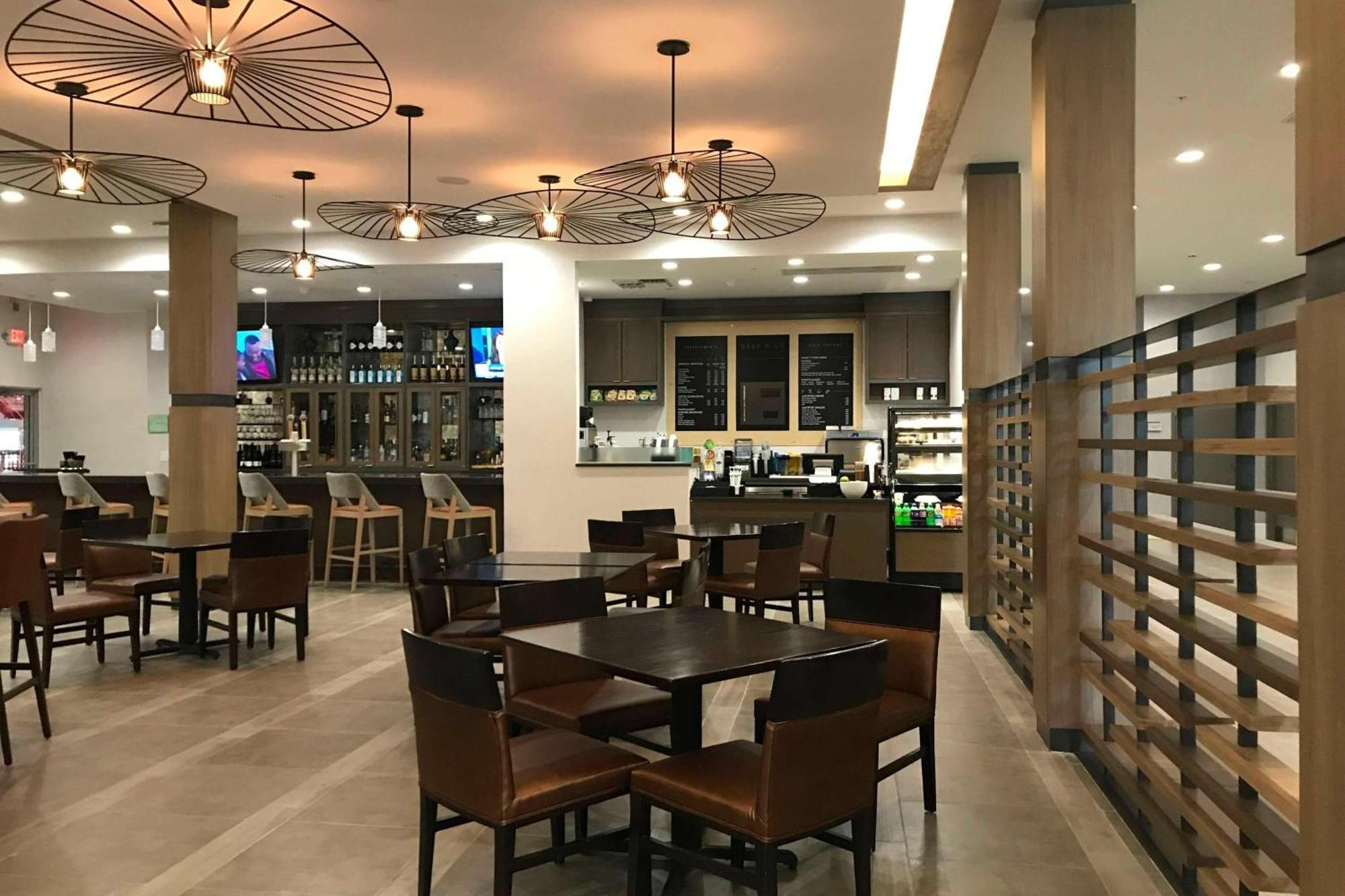 Sonesta Hotel Grand Rapids Airport Kentwood Kültér fotó